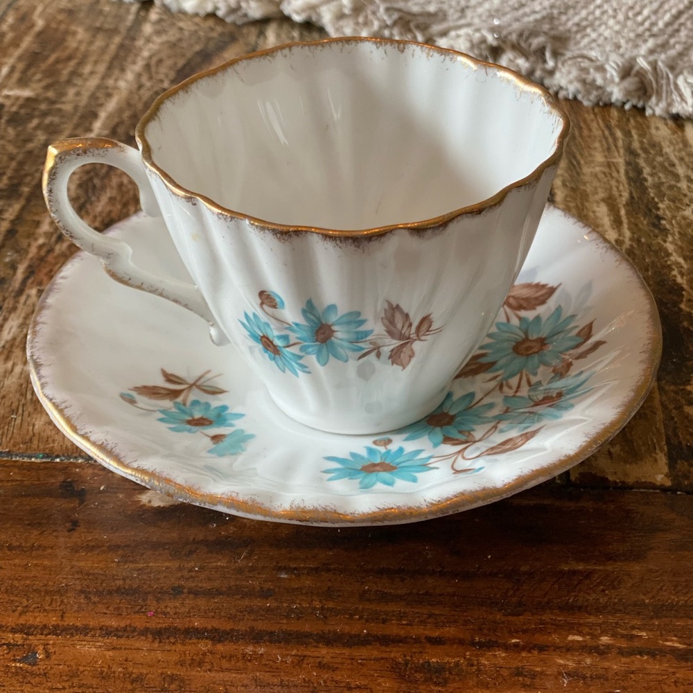 Gladstone Vintage Tea Cup & Saucer